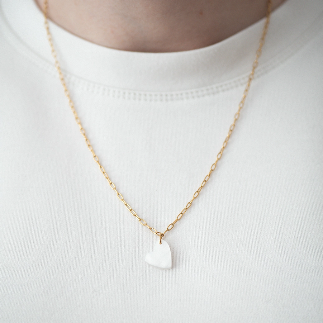 Amor Necklace Detail